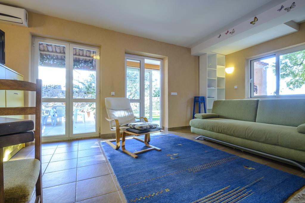Celtis Apartment Млини Номер фото