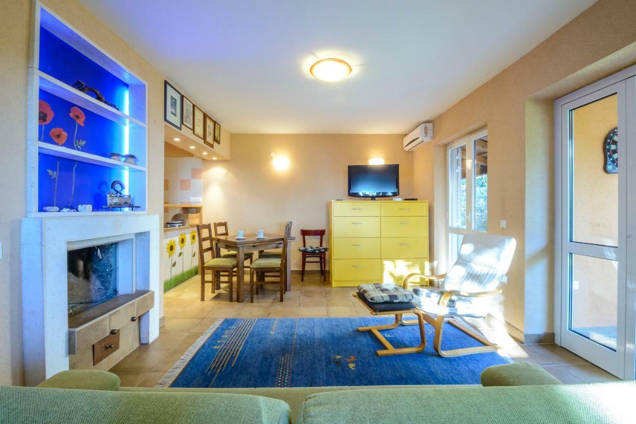 Celtis Apartment Млини Екстер'єр фото